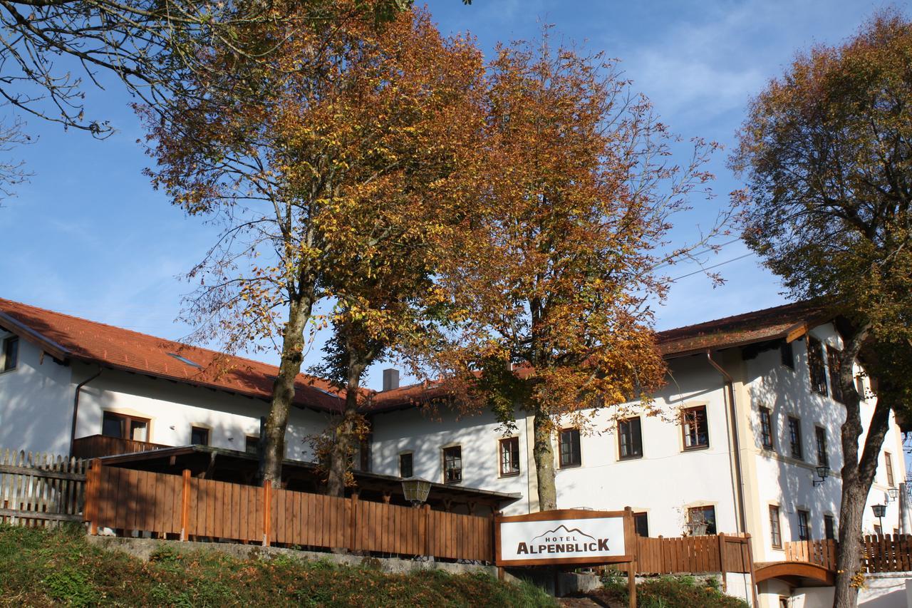 Hotel Alpenblick Riedering Εξωτερικό φωτογραφία