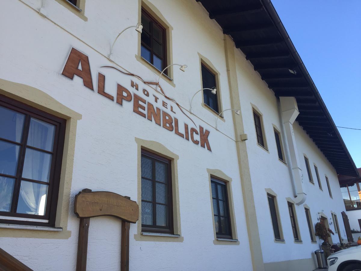 Hotel Alpenblick Riedering Εξωτερικό φωτογραφία