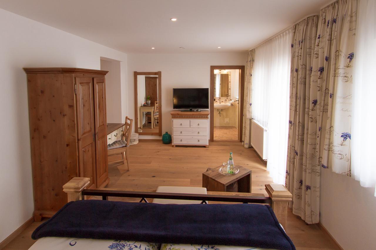 Hotel Alpenblick Riedering Εξωτερικό φωτογραφία